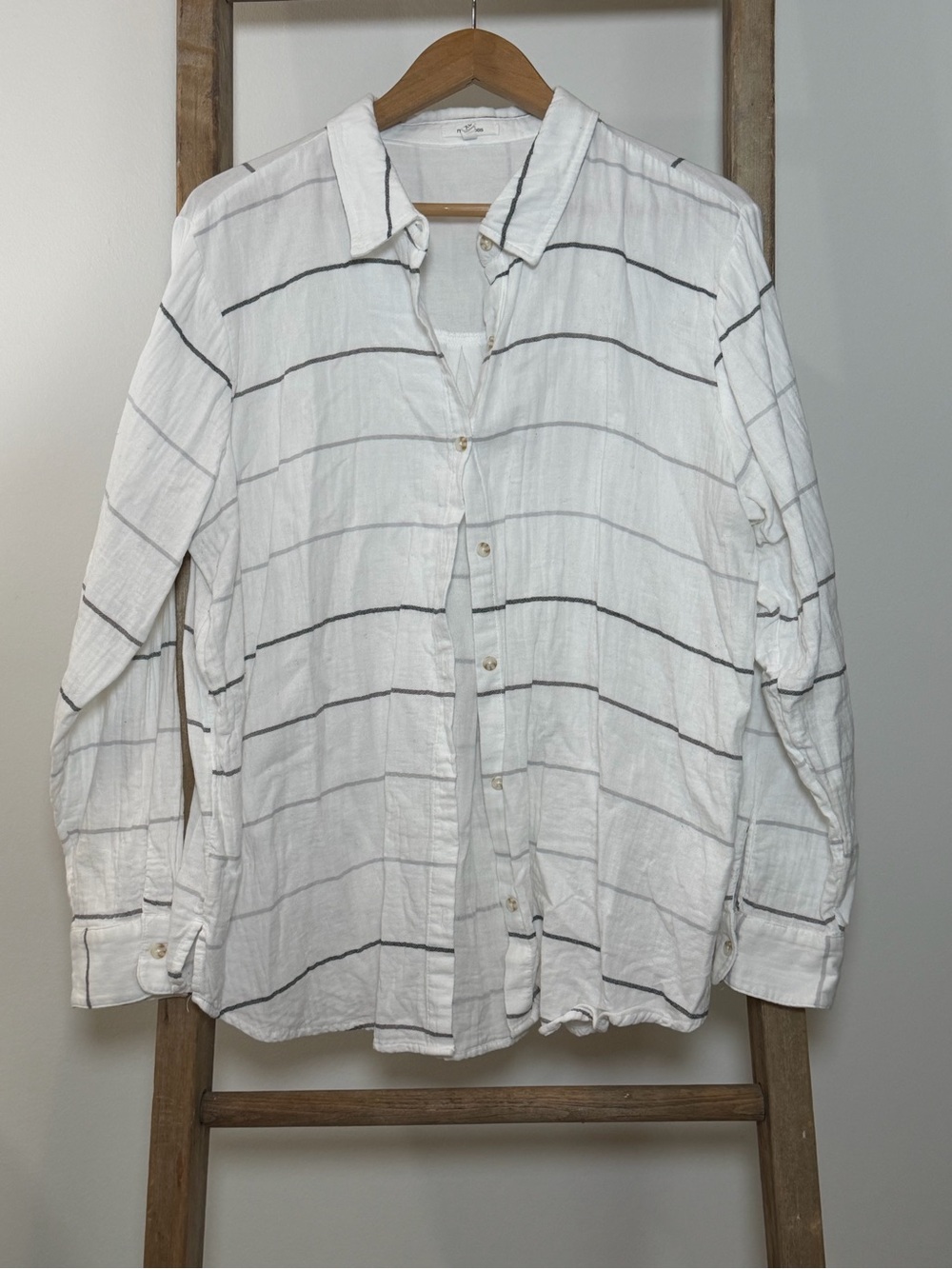 Maurices White Button-Up Shirt with Black and Gray Stripes - NEVER WORN